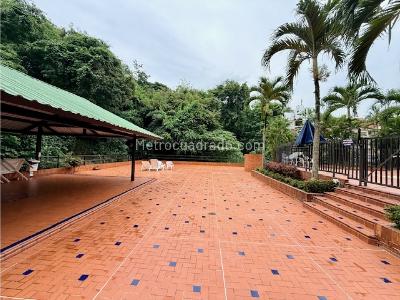 Apartamento de 2 alcobas en venta en Granada, Cali, 110 m² · foto 10 de 10