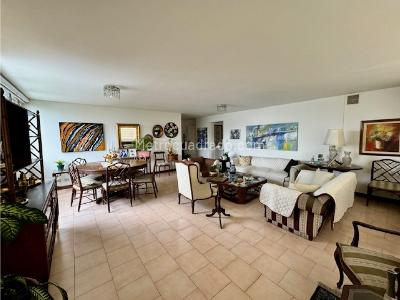 Apartamento de 3 alcobas en venta en Santa Monica, Cali, 144 m² · foto 11 de 18