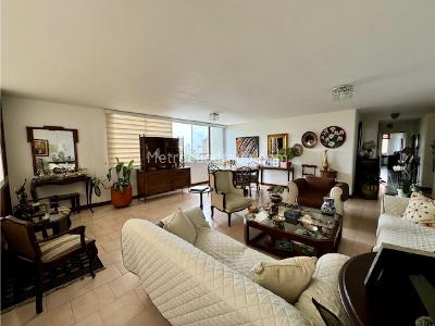 Apartamento de 3 alcobas en venta en Santa Monica, Cali, 144 m² · foto 14 de 18