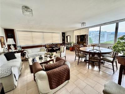 Apartamento de 3 alcobas en venta en Santa Monica, Cali, 144 m² · foto 3 de 18