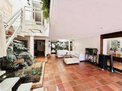 Casa de 4 alcobas en venta en Normandia, Cali, 704 m² · foto 13 de 20