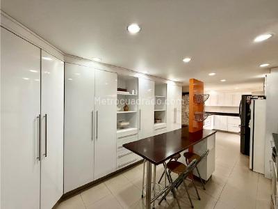 Casa de 4 alcobas en venta en Normandia, Cali, 704 m² · foto 3 de 20