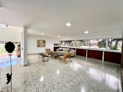 Casa de 5 alcobas en venta en Ciudad Jardin, Cali, 780 m² · foto 5 de 17