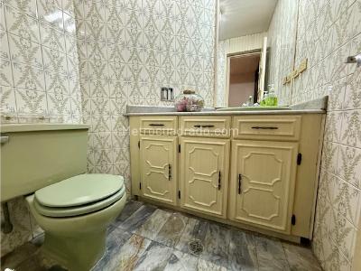 Apartamento de 4 alcobas en venta en Santa Teresita, Cali, 286 m² · foto 15 de 20