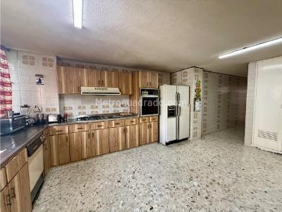 Apartamento de 4 alcobas en venta en Santa Teresita, Cali, 286 m² · foto 7 de 20