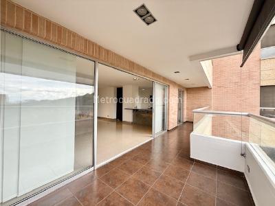 Apartamento de 3 alcobas en venta en Normandia, Cali, 201 m² · foto 2 de 20