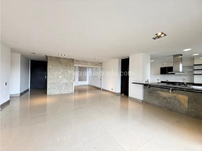 Apartamento de 3 alcobas en venta en Normandia, Cali, 201 m² · foto 3 de 20