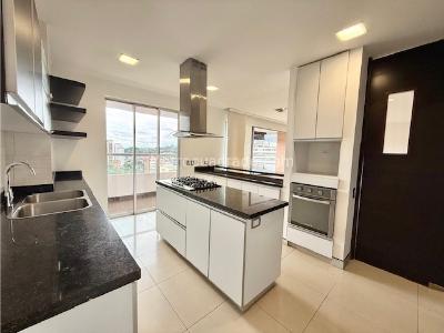 Apartamento de 3 alcobas en venta en Normandia, Cali, 201 m² · foto 8 de 20