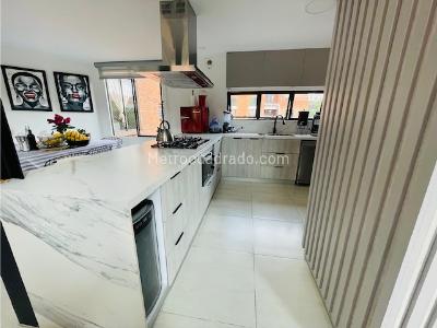 Apartamento en venta en Tequendama, Cali · foto 3 de 20