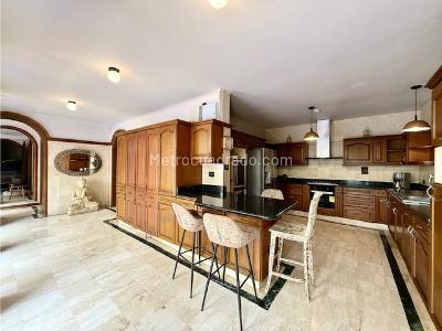 Casa de 5 alcobas en venta en Santa Teresita, Cali, 844 m² · foto 11 de 20