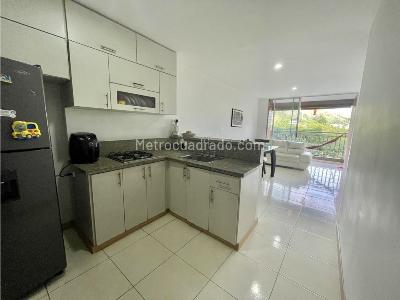 Apartamento en venta en Aguacatal, Cali · foto 4 de 11