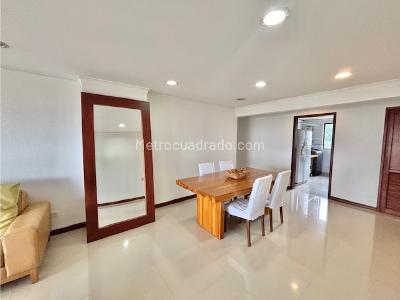 Apartamento de 2 alcobas en venta en Granada, Cali, 110 m² · foto 4 de 20