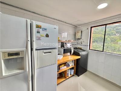 Apartamento de 2 alcobas en venta en Granada, Cali, 110 m² · foto 12 de 20
