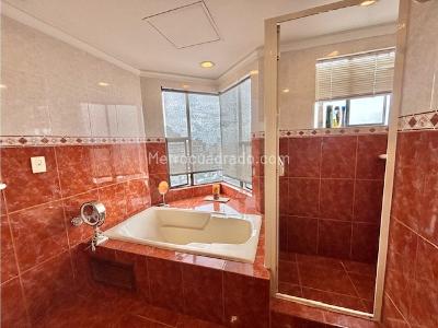 Apartamento de 2 alcobas en venta en Granada, Cali, 110 m² · foto 15 de 20