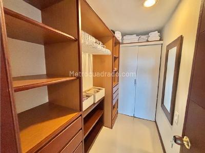 Apartamento de 2 alcobas en venta en Granada, Cali, 110 m² · foto 18 de 20
