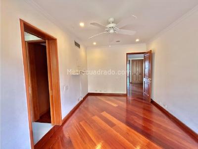 Apartamento de 4 alcobas en venta en Cristales, Cali, 458 m² · foto 19 de 20