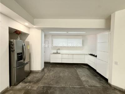 Apartamento de 2 alcobas en venta en Aguacatal, Cali, 141 m² · foto 7 de 15