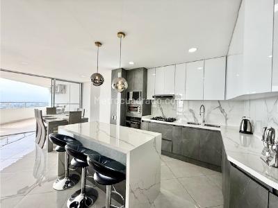 Apartamento de 3 alcobas en venta en Menga, Cali, 167 m² · foto 11 de 20