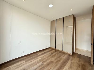 Apartamento en venta en La Arboleda, Cali · foto 7 de 17