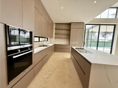 Casa de 5 alcobas en venta en Laguna Seca, Cali, 730 m² · foto 15 de 20