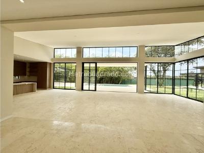 Casa de 5 alcobas en venta en Laguna Seca, Cali, 730 m² · foto 16 de 20
