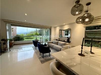 Apartamento de 3 alcobas en venta en Cristales, Cali, 141 m² · foto 2 de 19