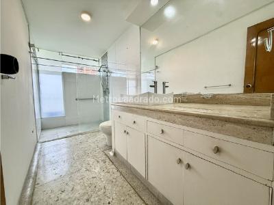 Apartamento de 3 alcobas en venta en La Arboleda, Cali, 206 m² · foto 17 de 20