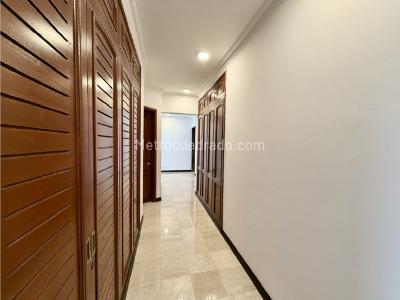 Apartamento de 3 alcobas en venta en Santa Teresita, Cali, 187 m² · foto 8 de 20