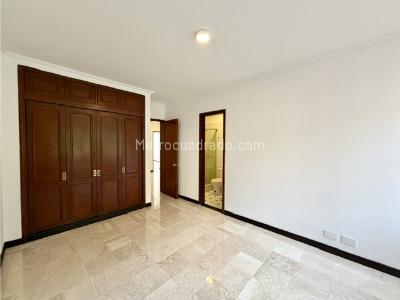 Apartamento de 3 alcobas en venta en Santa Teresita, Cali, 187 m² · foto 9 de 20