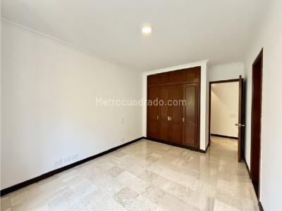 Apartamento de 3 alcobas en venta en Santa Teresita, Cali, 187 m² · foto 18 de 20