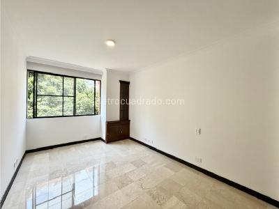 Apartamento de 3 alcobas en venta en Santa Teresita, Cali, 187 m² · foto 19 de 20