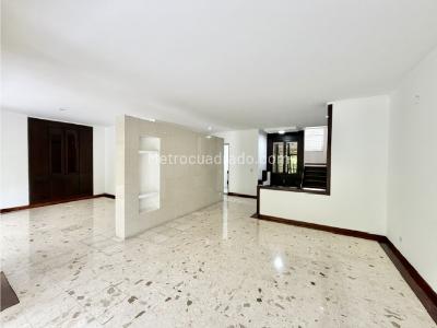 Apartamento de 3 alcobas en venta en Santa Rita, Cali, 235 m² · foto 2 de 20
