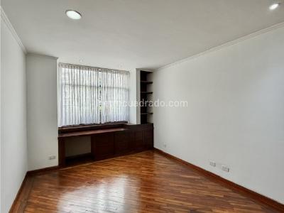 Apartamento de 3 alcobas en venta en Santa Rita, Cali, 235 m² · foto 12 de 20