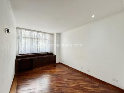Apartamento de 3 alcobas en venta en Santa Rita, Cali, 235 m² · foto 13 de 20