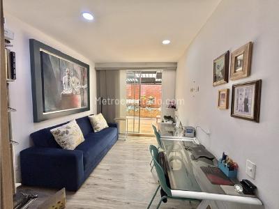 Apartamento de 3 alcobas en venta en Cristales, Cali, 162 m² · foto 3 de 20
