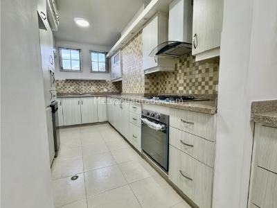Apartamento de 3 alcobas en venta en Ciudad Jardin, Cali, 190 m² · foto 3 de 17