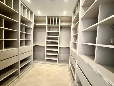 Apartamento de 3 alcobas en venta en Aguacatal, Cali, 286 m² · foto 16 de 20