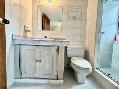 Apartamento de 3 alcobas en venta en Santa Teresita, Cali, 170 m² · foto 13 de 20