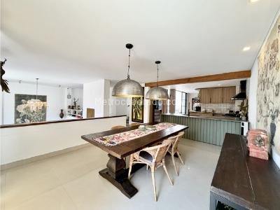 Casa de 3 alcobas en venta en Aguacatal, Cali, 271 m² · foto 9 de 20