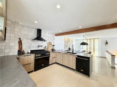 Casa de 3 alcobas en venta en Aguacatal, Cali, 271 m² · foto 10 de 20