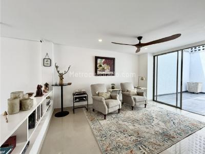 Casa de 3 alcobas en venta en Aguacatal, Cali, 271 m² · foto 18 de 20