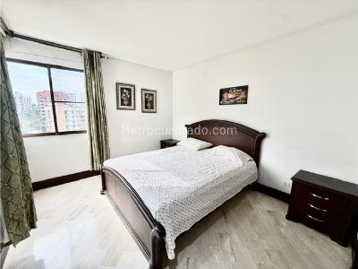 Apartamento de 4 alcobas en venta en Normandia, Cali, 300 m² · foto 17 de 20