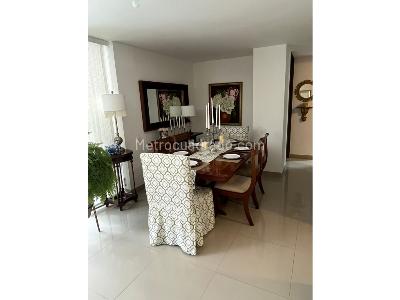 Apartamento de 3 alcobas en venta en Cristales, Cali, 112 m² · foto 4 de 12