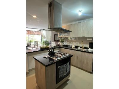 Apartamento de 3 alcobas en venta en Cristales, Cali, 112 m² · foto 6 de 12