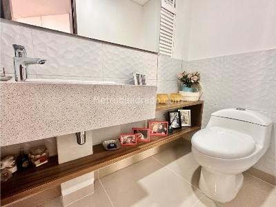 Apartamento de 3 alcobas en venta en La Flora, Cali, 104 m² · foto 4 de 13