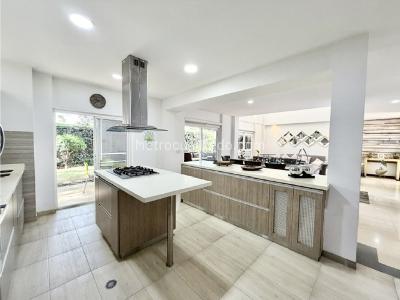 Casa de 4 alcobas en venta en Pance, Cali, 324 m² · foto 4 de 20