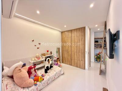 Apartamento de 3 alcobas en venta en Pance, Cali, 215 m² · foto 2 de 20