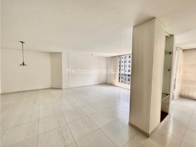 Apartamento de 3 alcobas en venta en Santa Teresita, Cali, 170 m² · foto 2 de 19