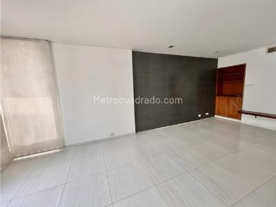 Apartamento de 3 alcobas en venta en Santa Teresita, Cali, 170 m² · foto 5 de 19