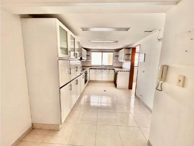 Apartamento de 3 alcobas en venta en Santa Teresita, Cali, 170 m² · foto 7 de 19
